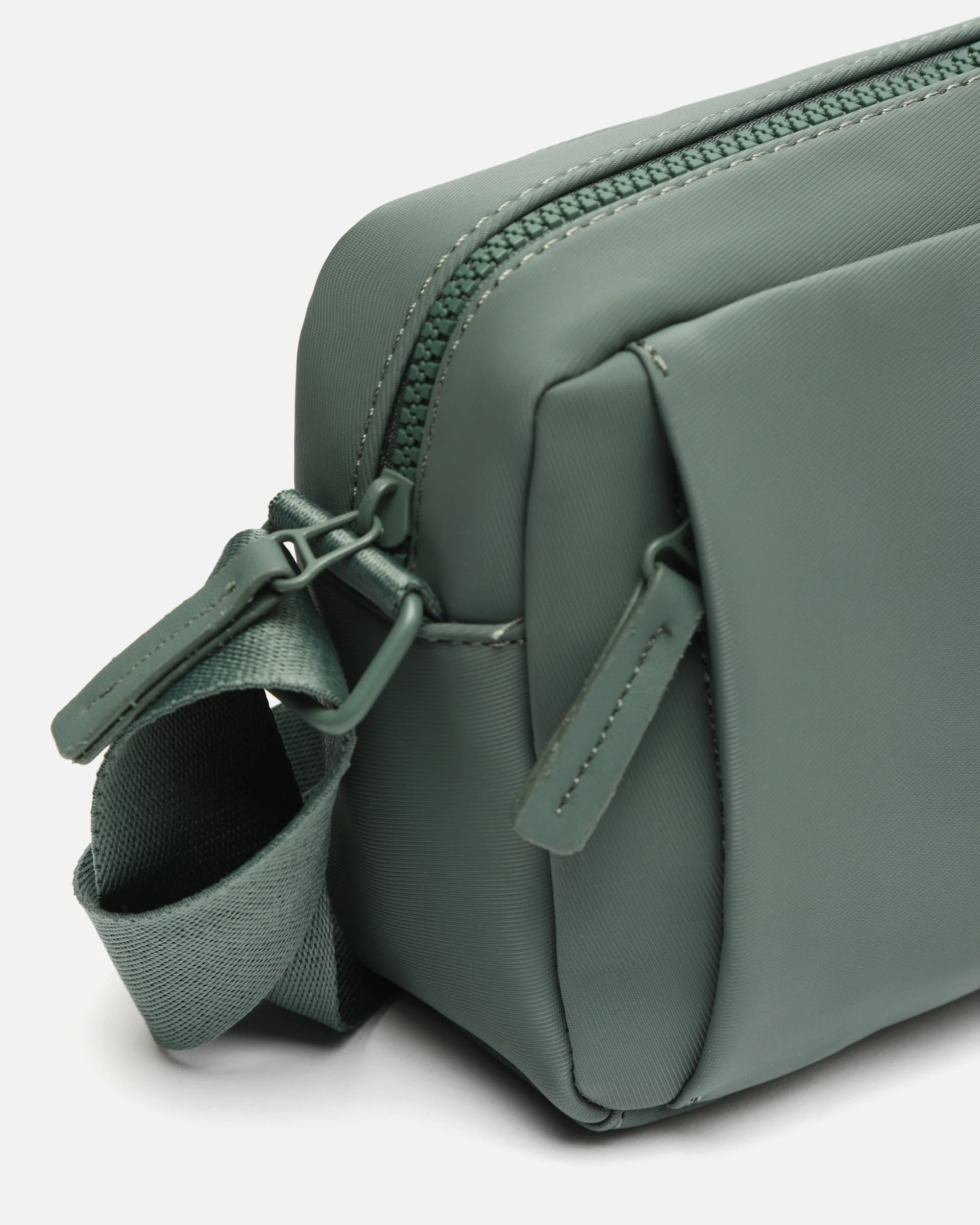 Daela bolso bandolera pequeño en nylon - Image 10
