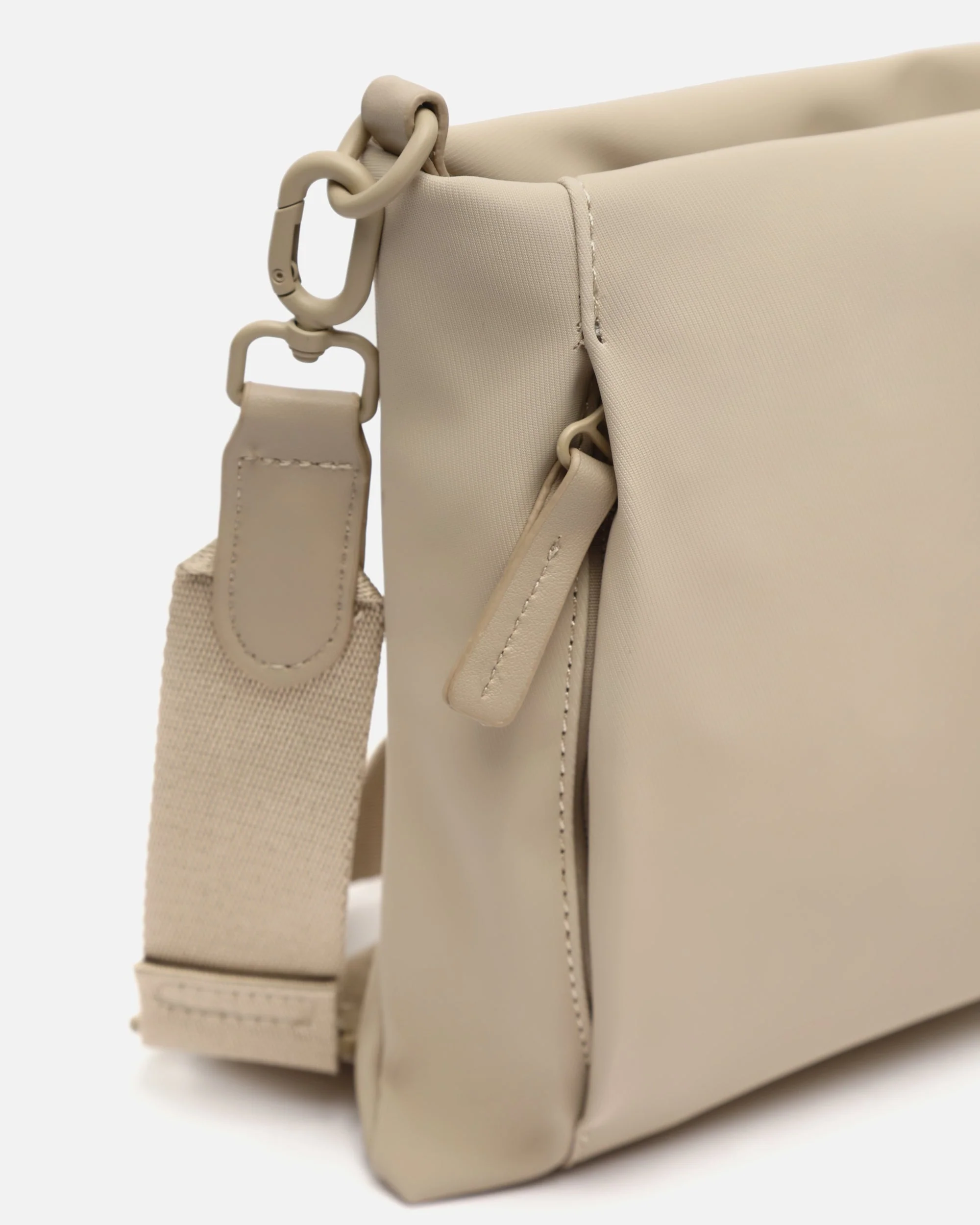 Danela bolso bandolera pequeño en nylon - Image 11