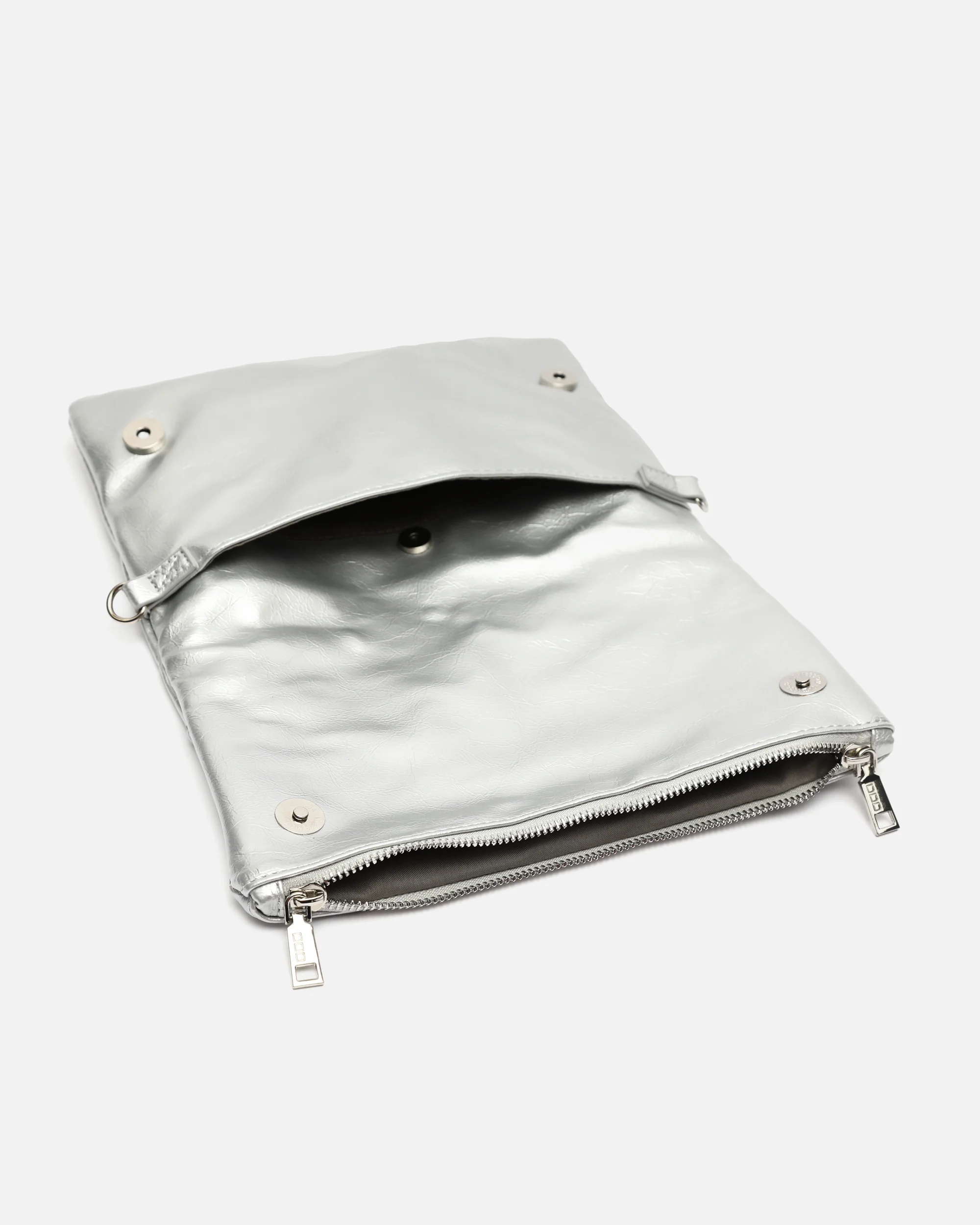 Erosa bolso de hombro pequeño con asa bandolera extraíble y detalles metálicos ED. - Image 10