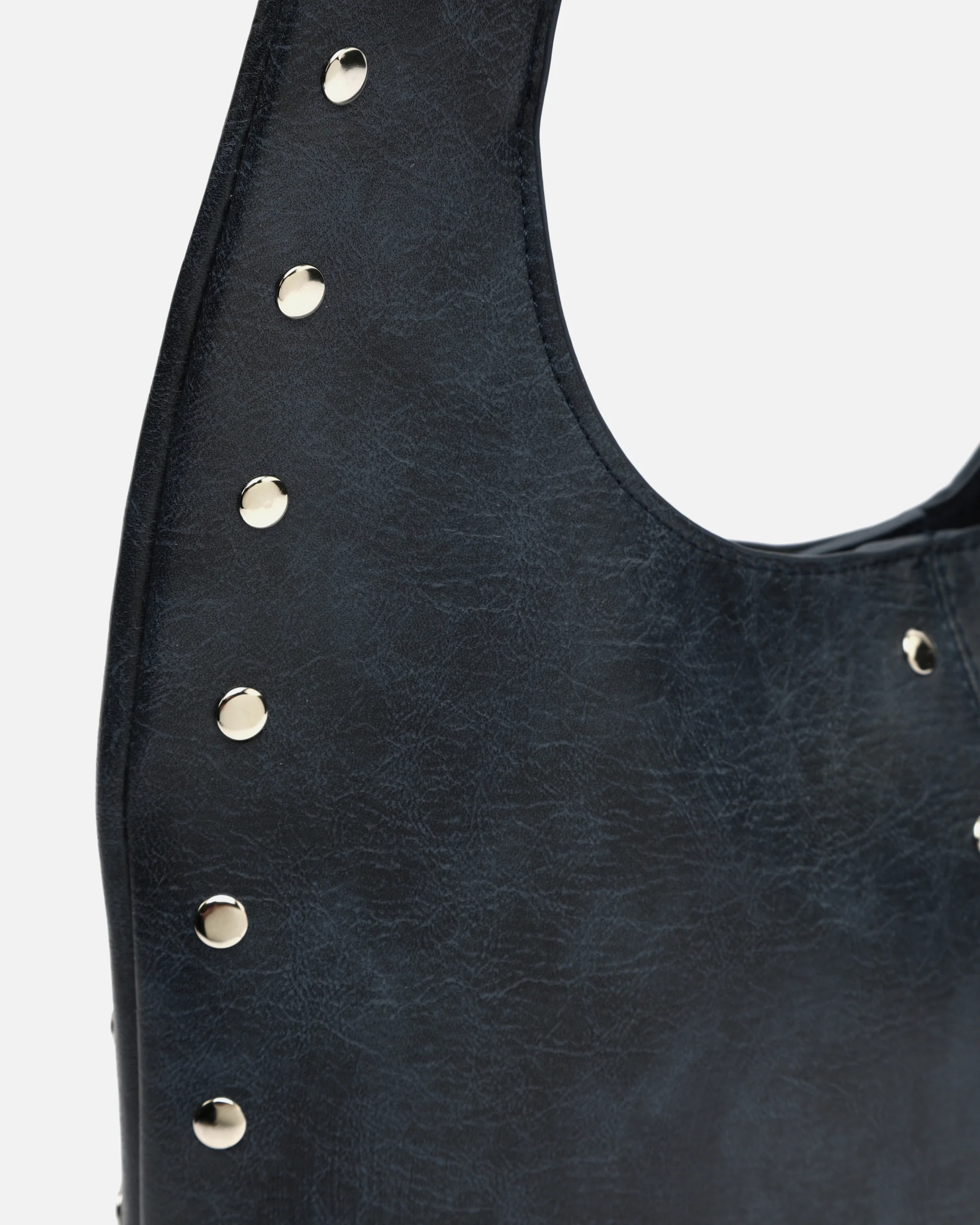 Estrangi bolso hobo grande con detalles metálicos - Image 23