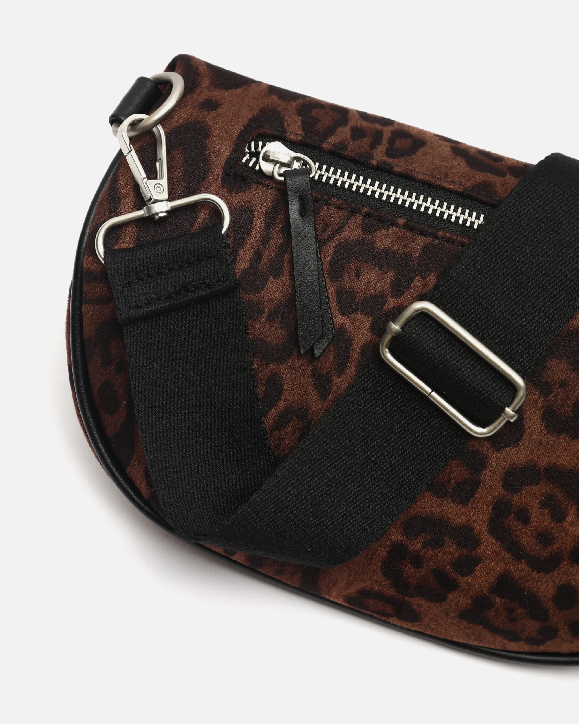 Jasumin riñonera animal print - Image 3