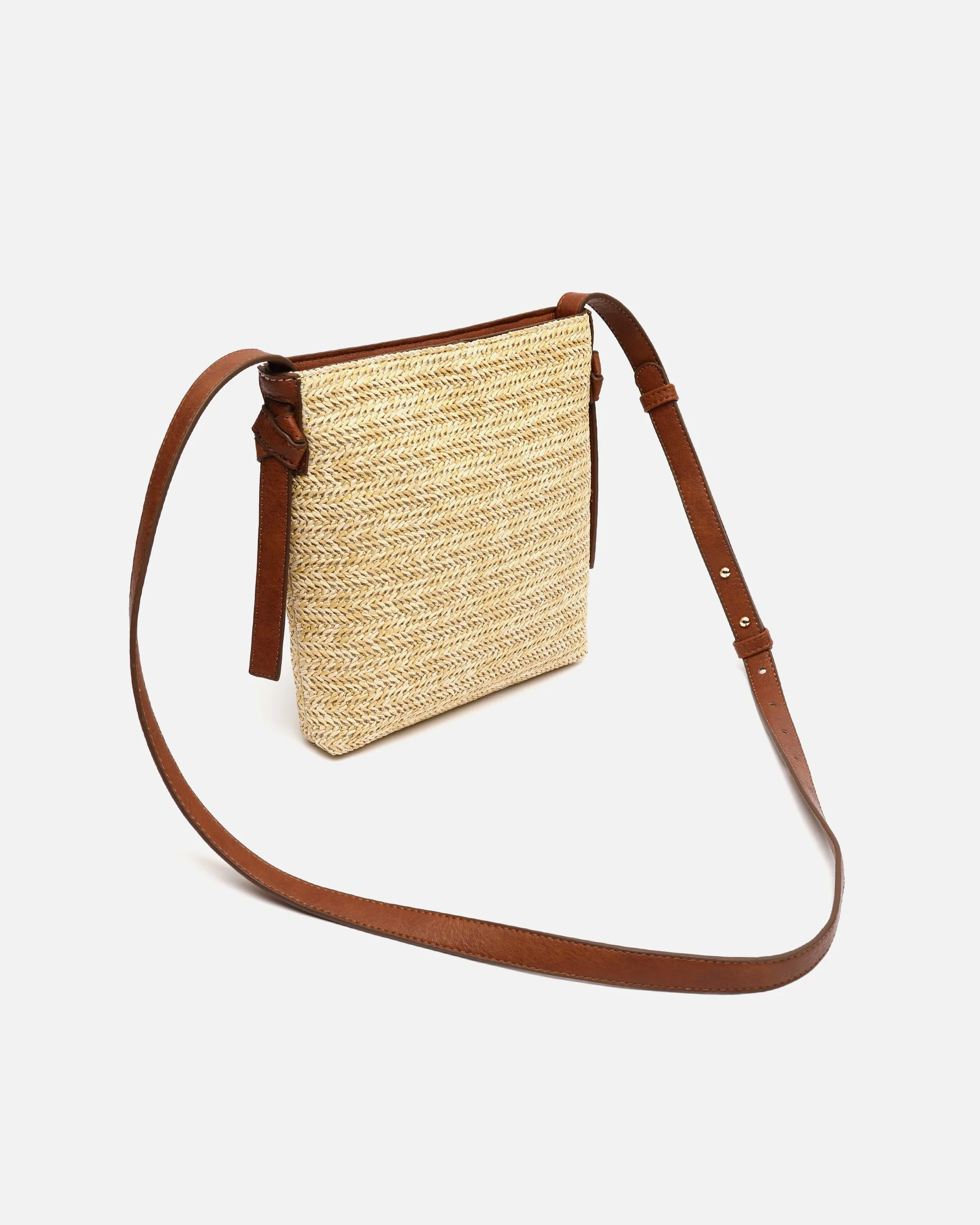 Notis bolso bandolera efecto rafia - Image 4
