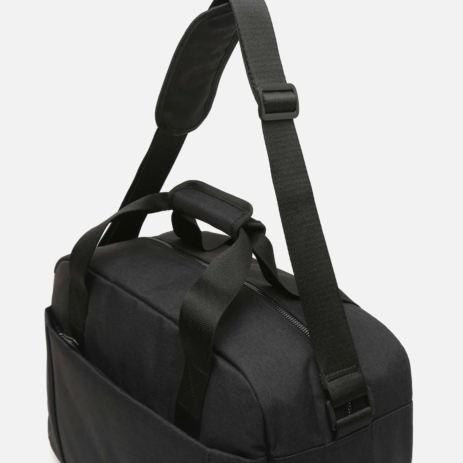 Picu bolsa fin de semana en nylon reciclado con bandolera extraíble - Image 3